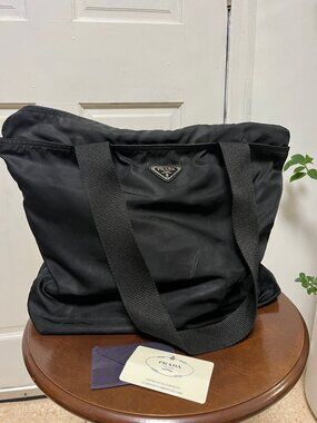 Y2K Black Prada Nylon shoulder bag purse